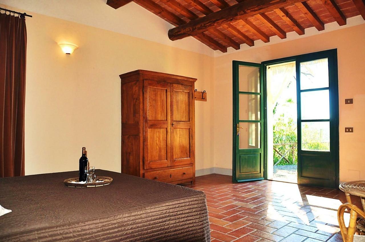 Agriturismo Terenzana Aparthotel Riparbella Εξωτερικό φωτογραφία